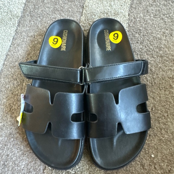 Cushionare Estate Woman 9M Memory Foam Sandals Cut Out Band  & Adjustable Strap - Picture 1 of 12